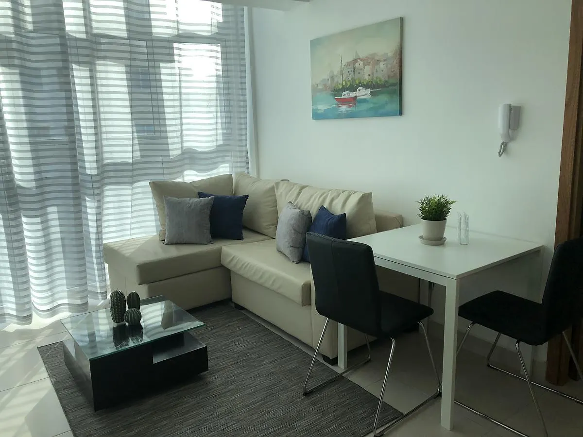 Central Park Tower, Seralles, Santo Domingo Apartment